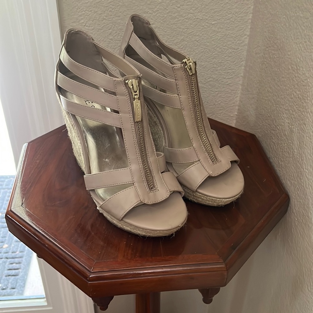 Guess Tan Wedges